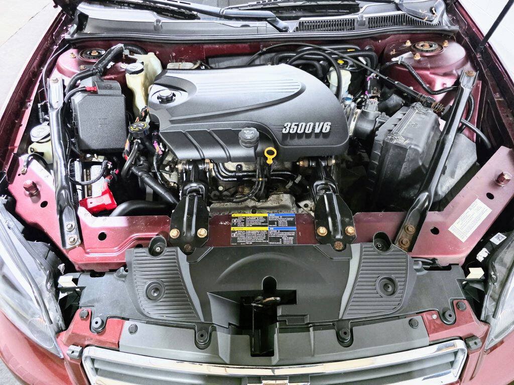 Used 2007 Chevrolet Impala LT FWD image 11