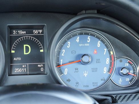 Used 2012 Maserati GranTurismo Sport image 22