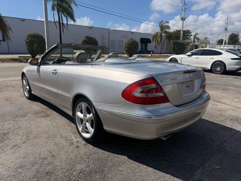Used 2005 Mercedes-Benz CLK 320 Cabriolet image 8