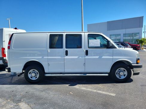 Used 2024 Chevrolet Express 2500 w/ Driver Convenience Package image 8
