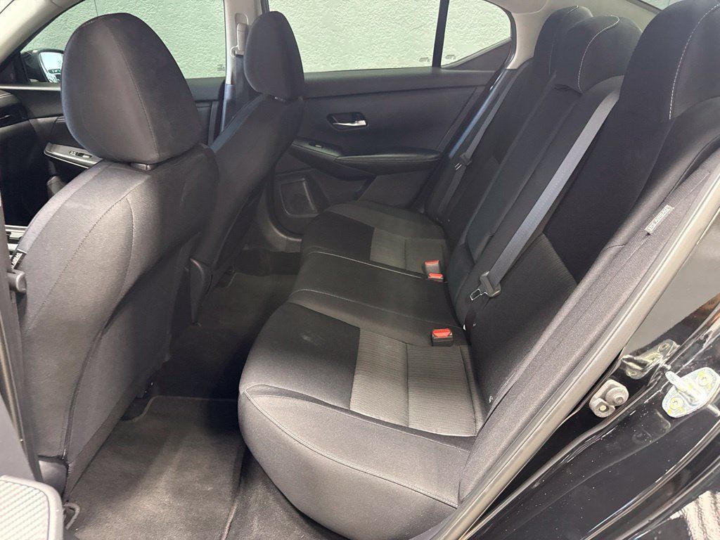 Used 2020 Nissan Sentra SV FWD image 35