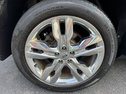 Used 2013 Ford Edge Limited image 11