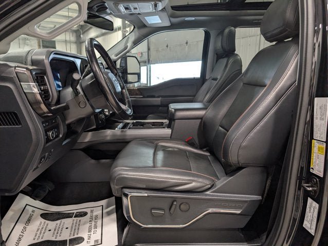 Used 2023 Ford F250 Lariat w/ Lariat Ultimate Package AWD/4WD image 17