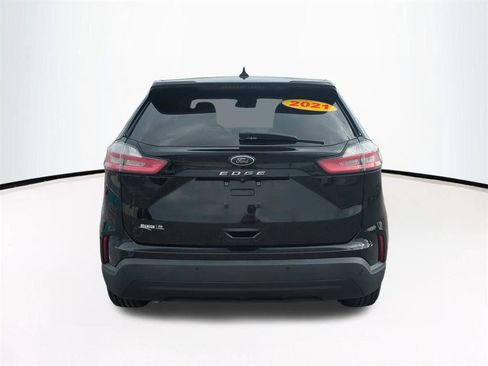 Used 2021 Ford Edge SE FWD image 6