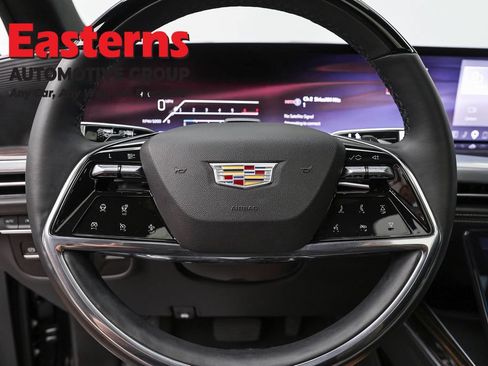 Used 2026 Cadillac Escalade ESV Luxury w/ Touring Package AWD/4WD image 10