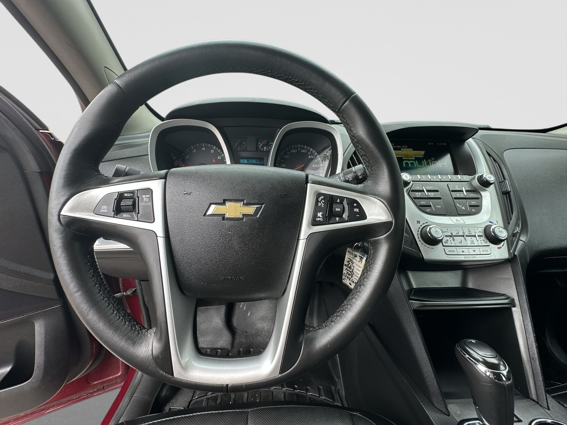 Used 2016 Chevrolet Equinox LTZ w/ Enhanced Convenience Package FWD image 11
