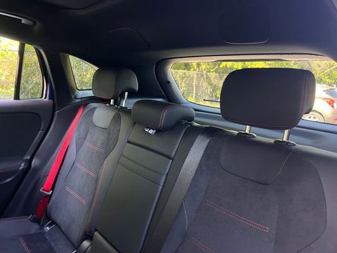 Used 2025 Mercedes-Benz GLA 35 AMG 4MATIC image 20