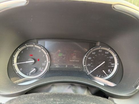 Used 2021 Toyota Highlander Platinum image 16