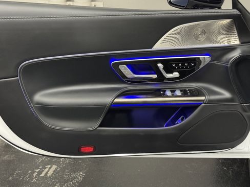 Used 2025 Mercedes-Benz SL 55 AMG 4MATIC image 21