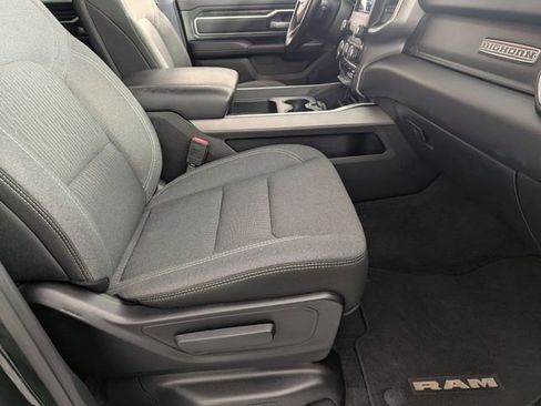 Used 2021 RAM 1500 Big Horn image 31