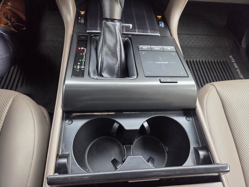 Used 2022 Lexus GX 460 Premium image 18