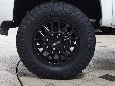 New 2026 Chevrolet Silverado 3500 High Country w/ High Country Premium Package AWD/4WD image 29