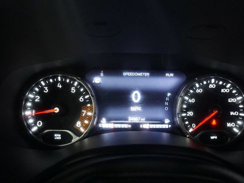 Used 2021 Jeep Renegade Latitude FWD image 7