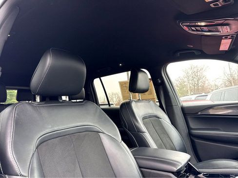 Used 2021 Jeep Grand Cherokee L Laredo image 8