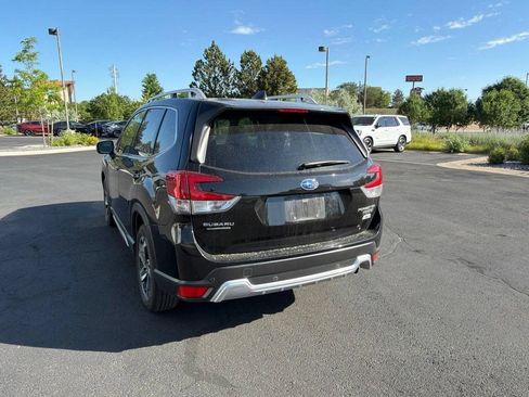Used 2023 Subaru Forester Touring AWD/4WD image 3