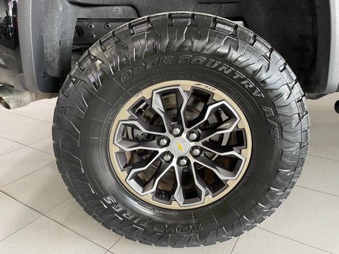 Used 2020 Chevrolet Colorado ZR2 w/ LPO, Power Package image 14