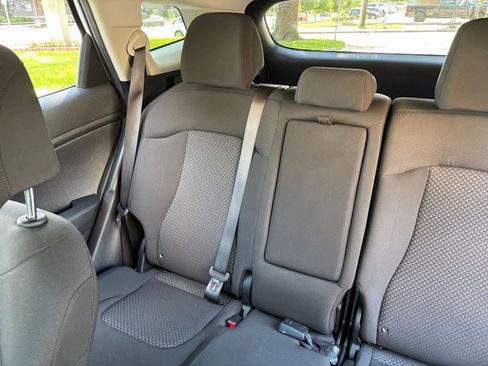 Used 2025 Kia Sportage LX FWD image 34