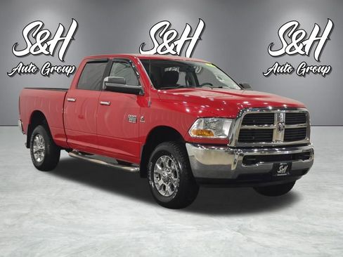 Used 2012 RAM 2500 SLT w/ Technology Group AWD/4WD image 2