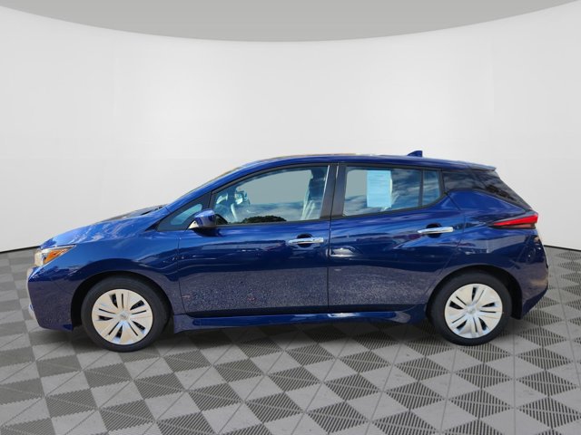 Certified 2025 Nissan Leaf S FWD image 5