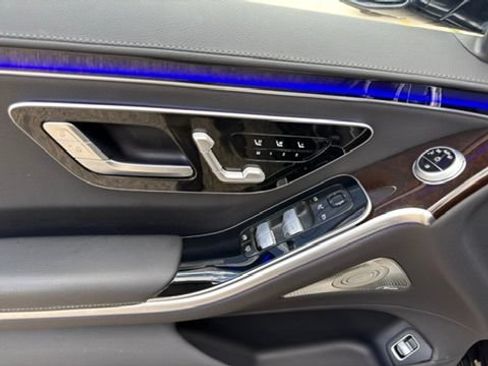 Used 2022 Mercedes-Benz S 580 4MATIC Sedan image 12