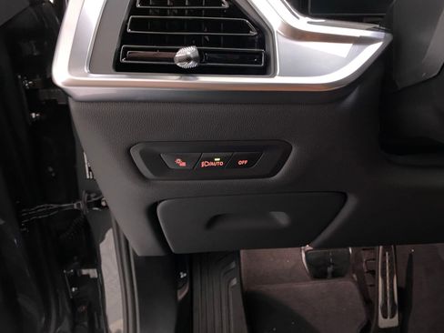 New 2026 BMW X5 xDrive40i w/ M Sport Package image 19