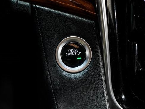 Used 2019 Cadillac Escalade Luxury image 26