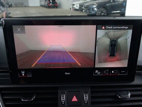 Used 2021 Audi SQ5 Prestige w/ Prestige Package image 21