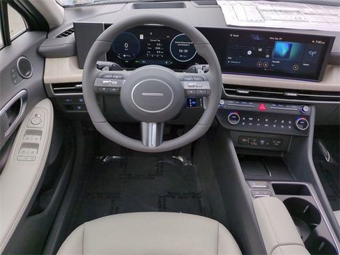 New 2025 Hyundai Sonata Limited image 15