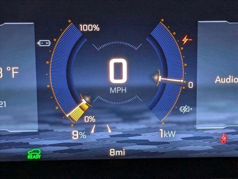 New 2026 Chevrolet Equinox EV LT image 12