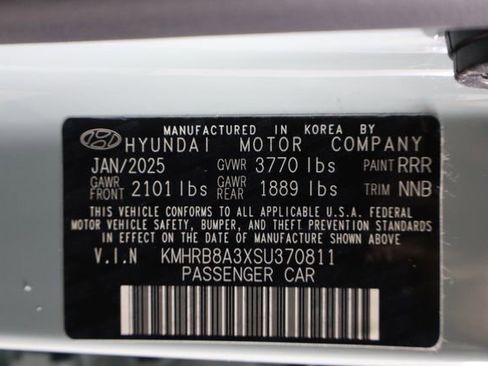 Used 2025 Hyundai Venue SE FWD image 33