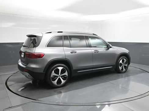 Used 2024 Mercedes-Benz GLB 250 4MATIC image 15