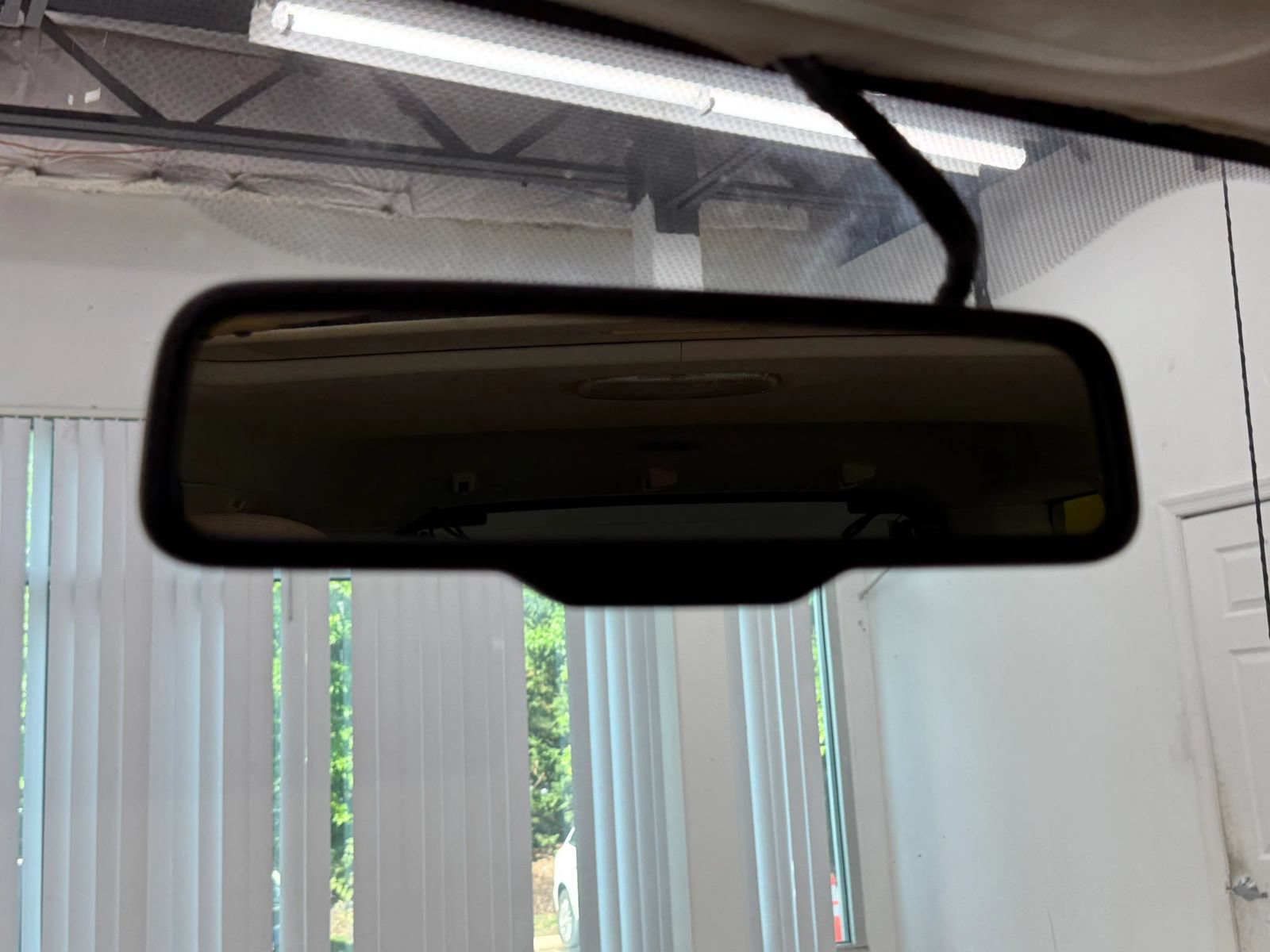 Used 2010 Ford Escape Limited FWD image 35