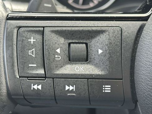 Used 2023 Nissan Rogue SV w/ SV Premium B Package AWD/4WD image 23