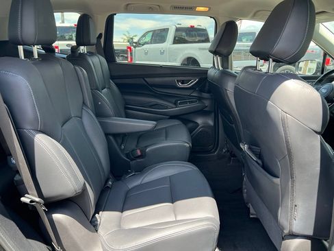 Used 2023 Subaru Ascent Limited AWD/4WD image 23