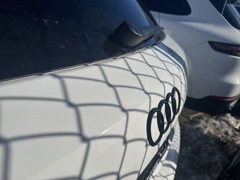 Certified 2025 Audi Q3 2.0T Premium w/ Convenience Package image 11