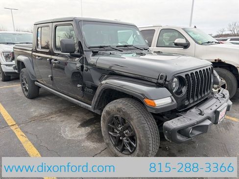 Used 2023 Jeep Gladiator Sport S image 7