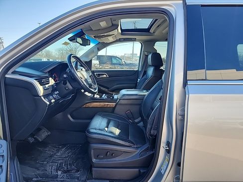 Used 2015 GMC Yukon XL Denali w/ Premium Package image 4