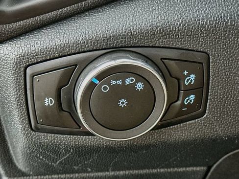 Used 2018 Ford EcoSport Titanium FWD image 19