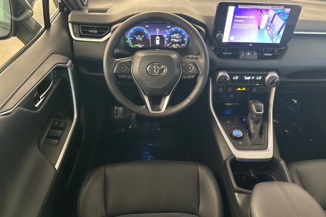 Certified 2024 Toyota RAV4 XSE w/ Advanced Technology Package AWD/4WD image 18