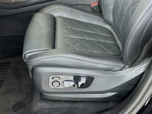 Certified 2023 BMW X7 xDrive40i w/ Premium Package image 20