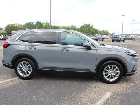 New 2026 Honda CR-V EX image 3