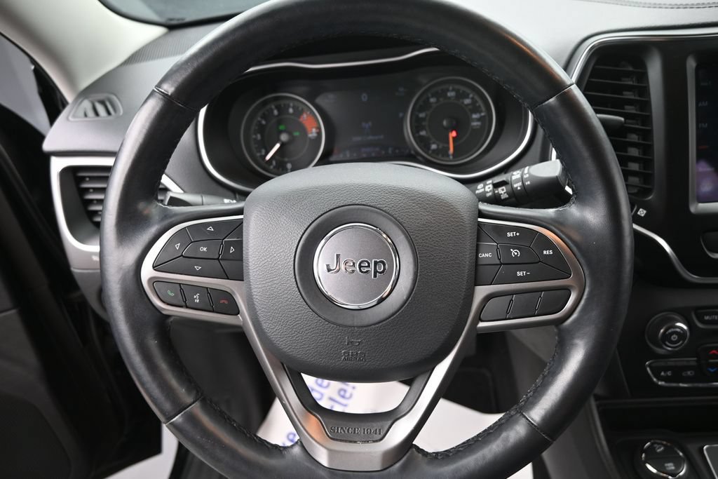 Used 2021 Jeep Cherokee Latitude Lux w/ Sun & Sound Group AWD/4WD image 29