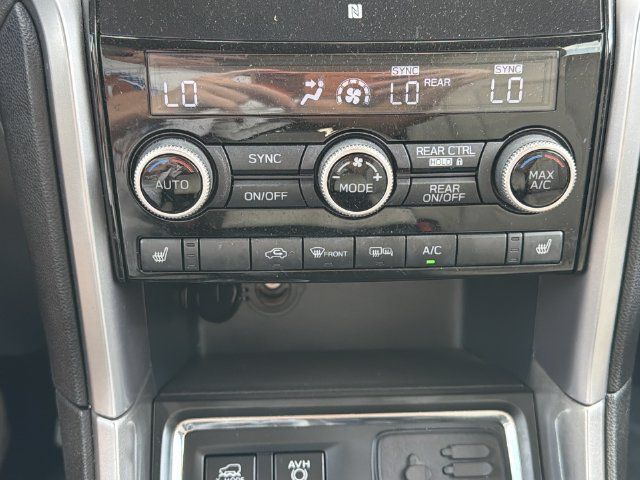 Used 2022 Subaru Ascent Limited AWD/4WD image 21