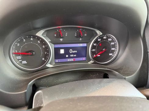 Used 2022 GMC Terrain SLE w/ Driver Convenience Package FWD image 16
