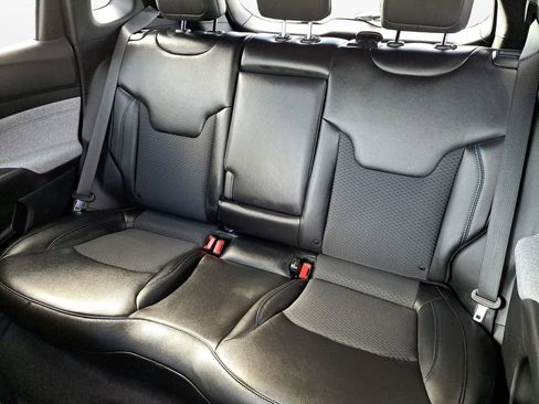 New 2026 Jeep Compass Latitude image 20