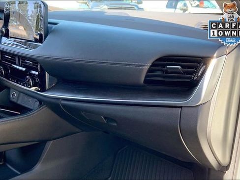 Used 2023 Nissan Rogue Platinum image 16