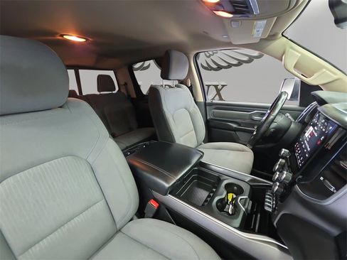 Used 2019 RAM 1500 Big Horn image 12