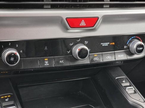 Used 2021 Kia Telluride S image 35