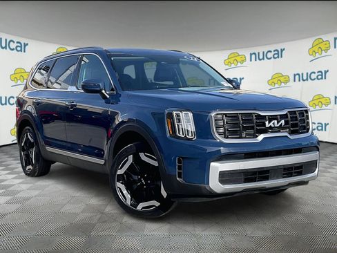 Used 2024 Kia Telluride S w/ S Sunroof Package image 1