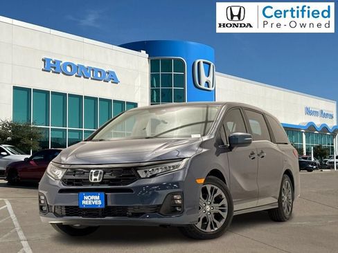 Certified 2026 Honda Odyssey Touring image 1